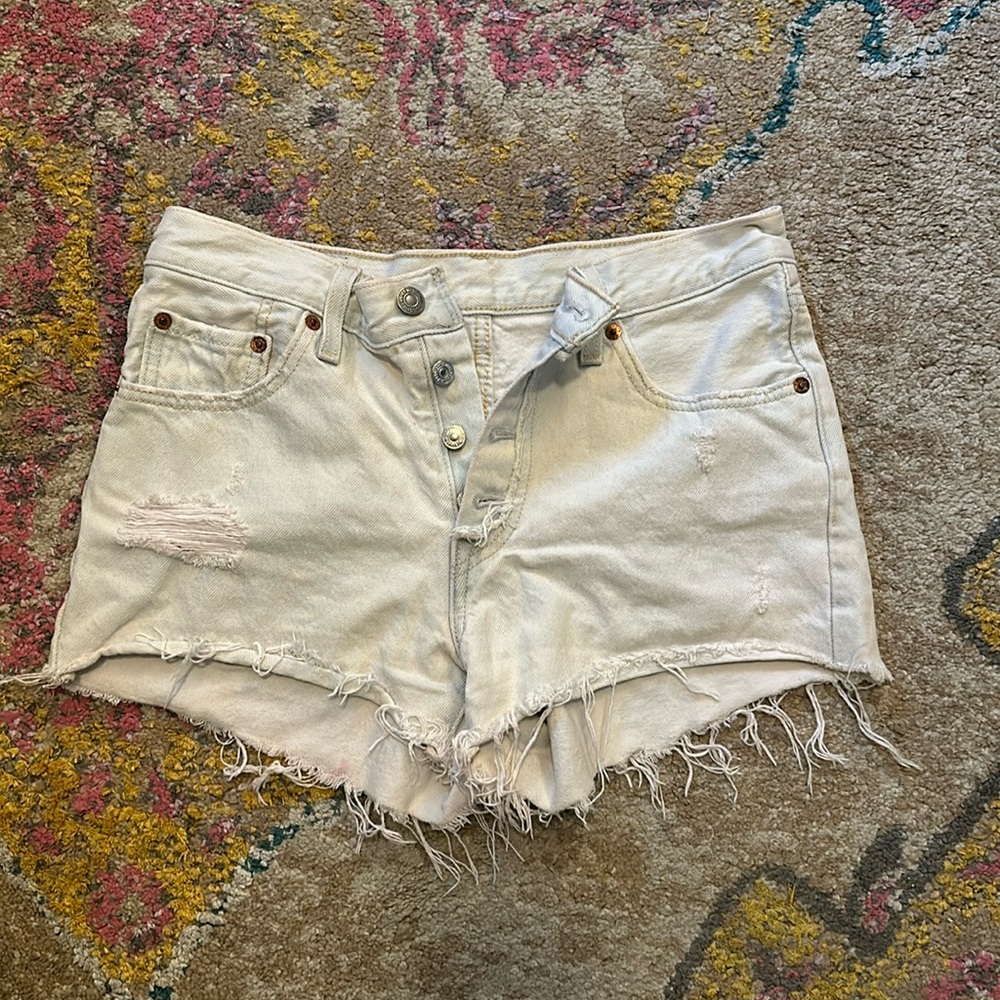 White Levi 501 shorts